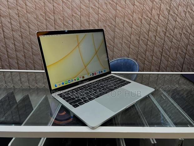 Laptop Apple MacBook Pro 2018 16GB Intel Core I5 SSD 512GB - main view