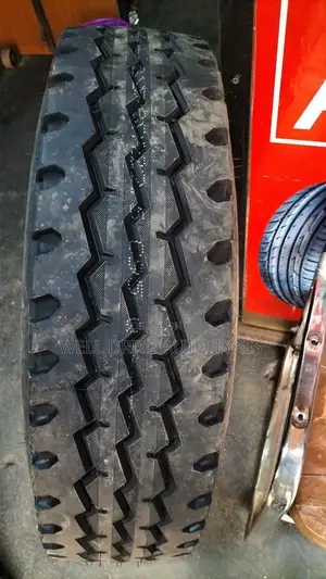 315/80r22.5 a/P Lionloud Tires