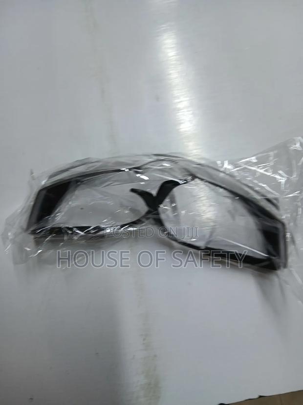 Black Frame Goggles - main view