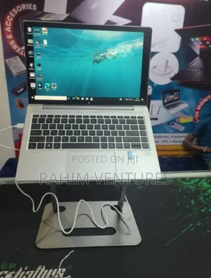 Laptop HP EliteBook 640 G9 16GB Intel Core I7 SSD 512GB