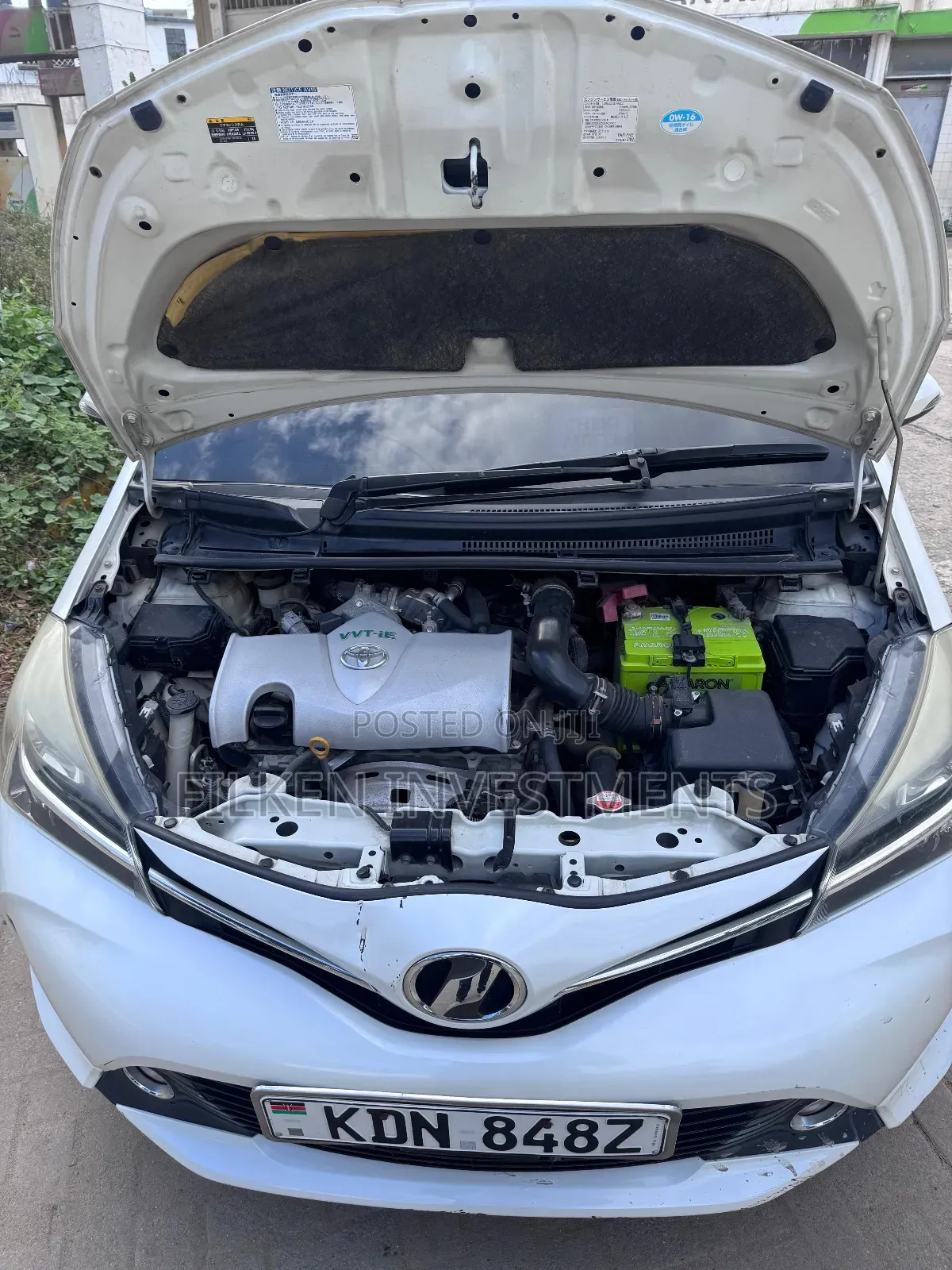 Toyota Vitz 1.3 FWD 5dr 2017 White