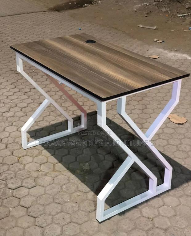 White Table Frame - main view