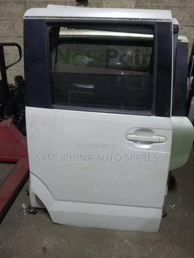 Sliding Door Honda Nbox