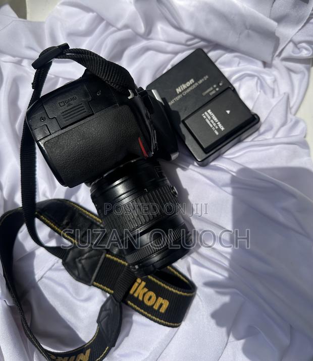 Nikon D5200 - thumbnail 2