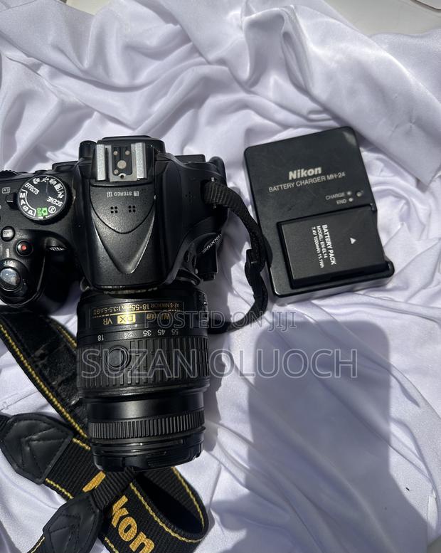 Nikon D5200 - thumbnail 3