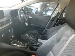 Mazda Axela 2018 Blue