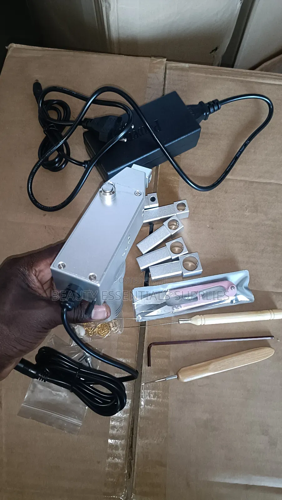 Artificial Dreadlock Machine