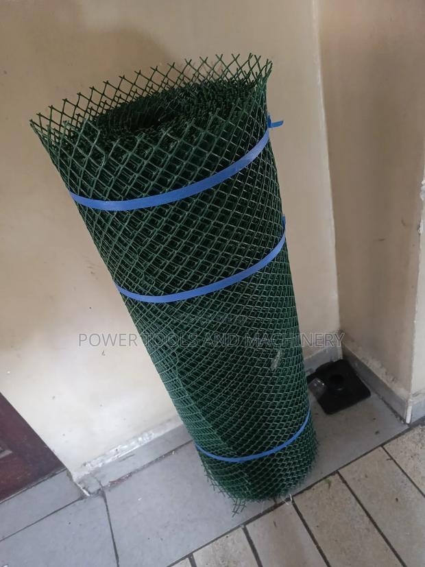 1m By 25m Plastic Wire Mesh - main view
