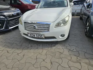 Nissan Fuga 2013 White