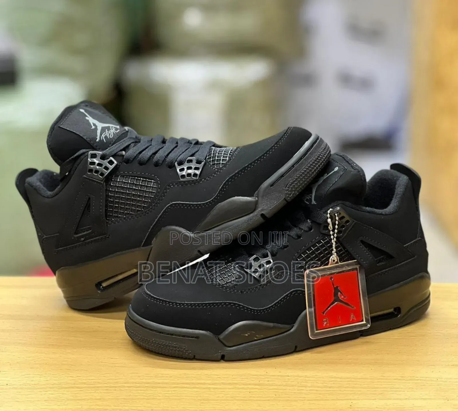 Air Jordan 4