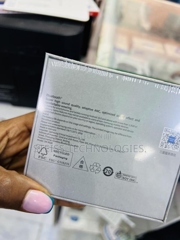 Samsung Galaxy Wireless Buds 3 - thumbnail 3