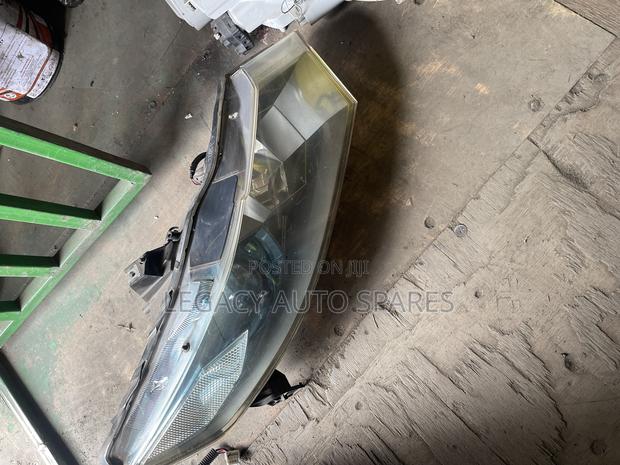 Ex-Japan Honda Insight Headlight - thumbnail 2