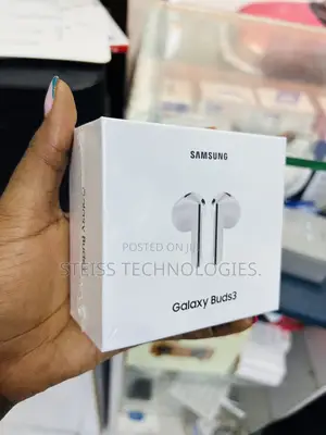 White Wireless Samsung Galaxy Buds 3