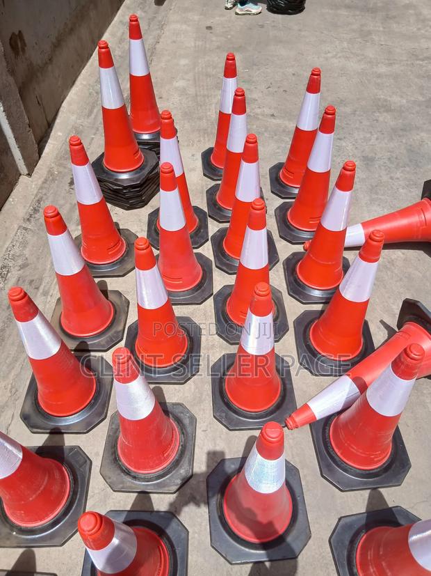 Traffic Safety Cone (Road Cone) - thumbnail 3