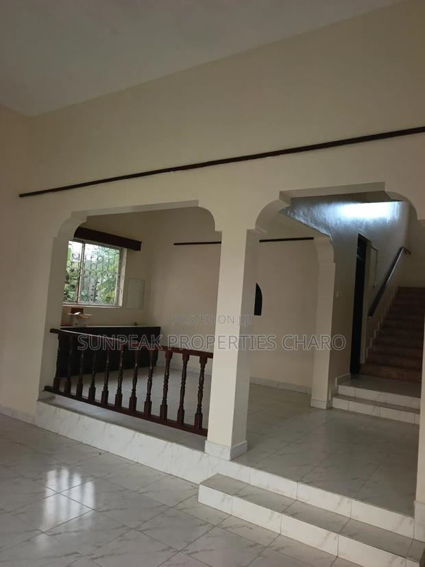 4bdrm Villa in Barracks Area, Nyali for rent - thumbnail 4