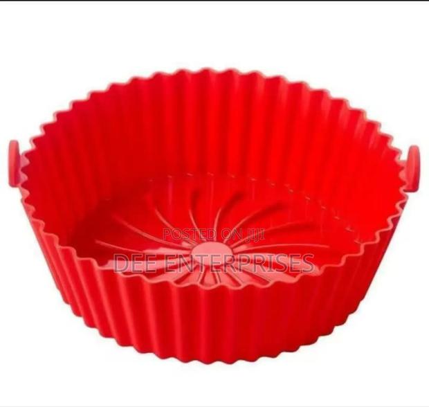 Airfryer Protective Silicone Cover Protects Food - main view