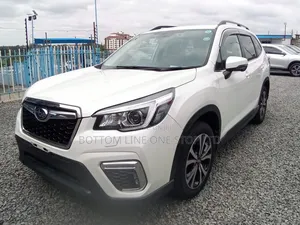 Subaru Forester 2019 White