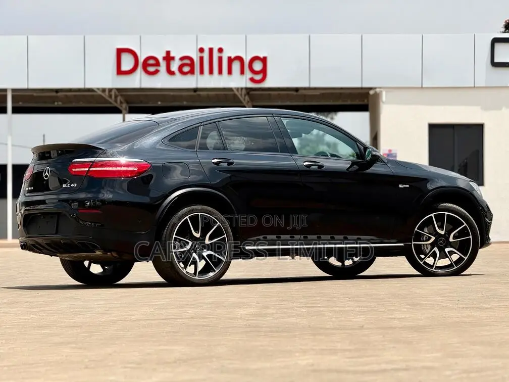 Mercedes-Benz GLC-Class 2017 Black
