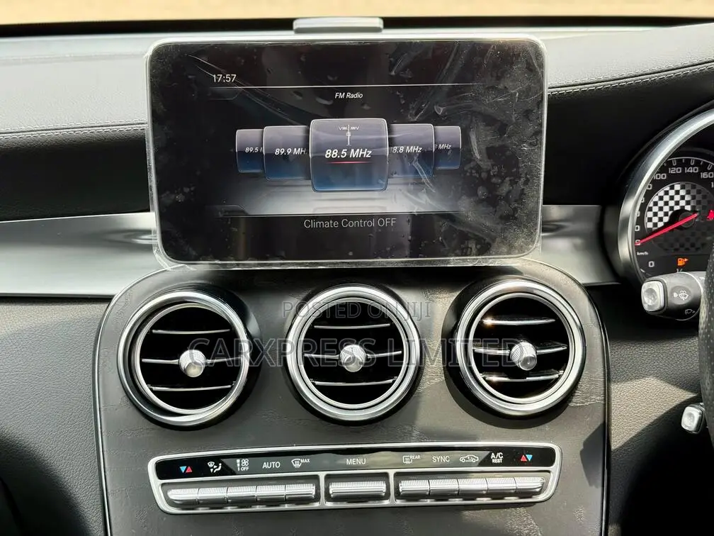 Mercedes-Benz GLC-Class 2017 Black