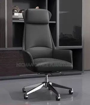 Office Seat: Executive High-Back Office Chair With Comfort