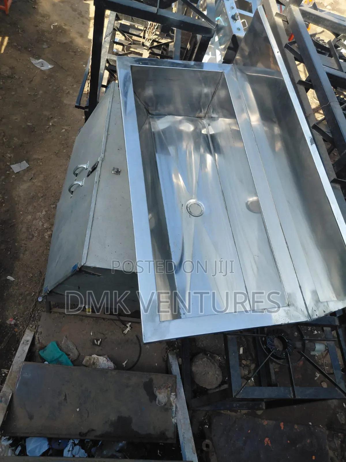 User Friendly Stainless Steel Scrub Sink Available in Nairobi