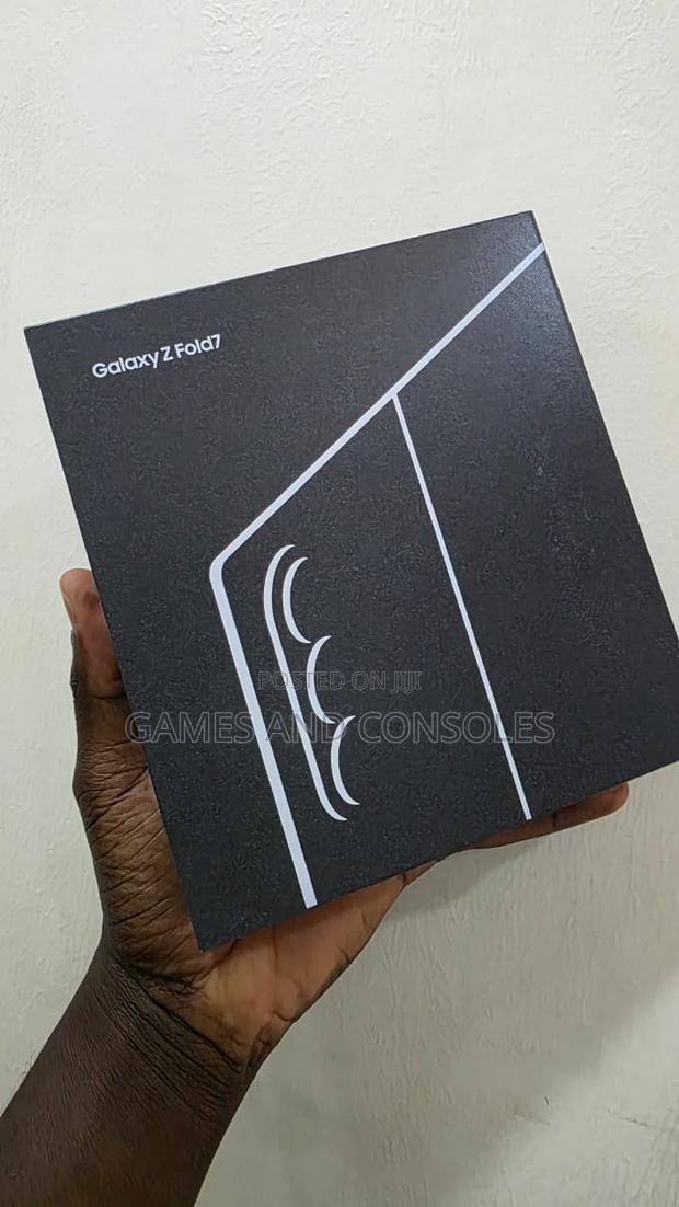 New Samsung Galaxy Z Fold7 512 GB - thumbnail 2