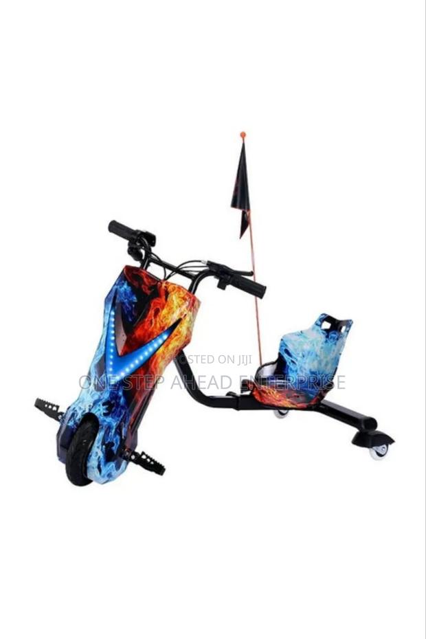 Scooter Drifting 360 Rotation - main view