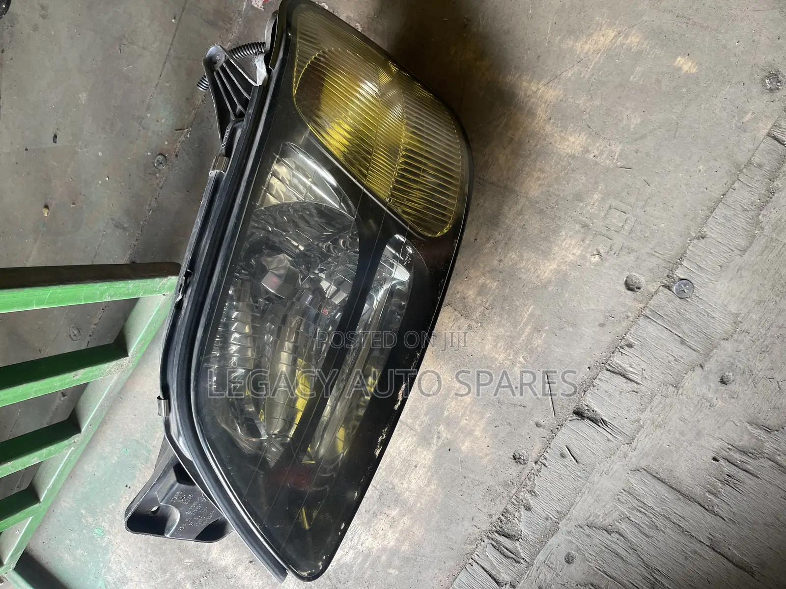 Subaru Legacy Bh5 Xenon Headlight