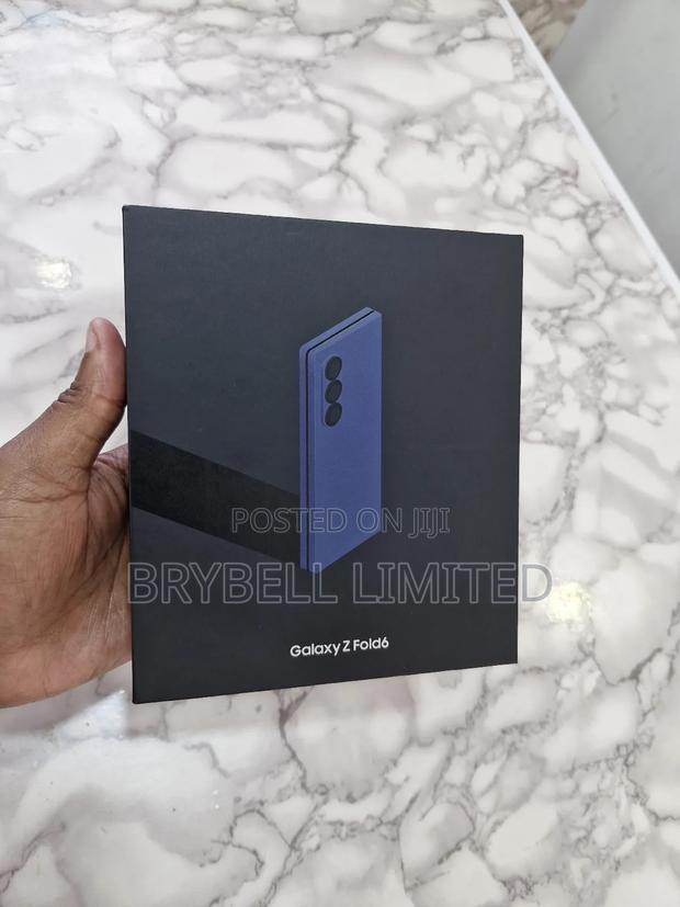 New Samsung Galaxy Z Fold6 256 GB Blue - main view