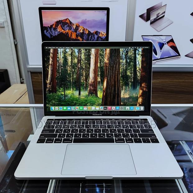 Laptop Apple MacBook Pro 2017 16GB Intel Core I5 SSD 256GB