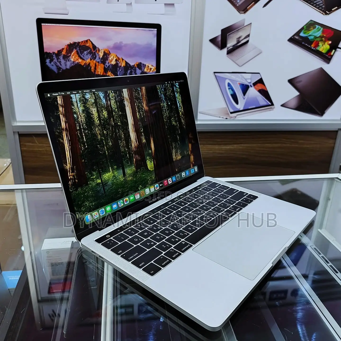 Laptop Apple MacBook Pro 2017 16GB Intel Core i5 SSD 256GB