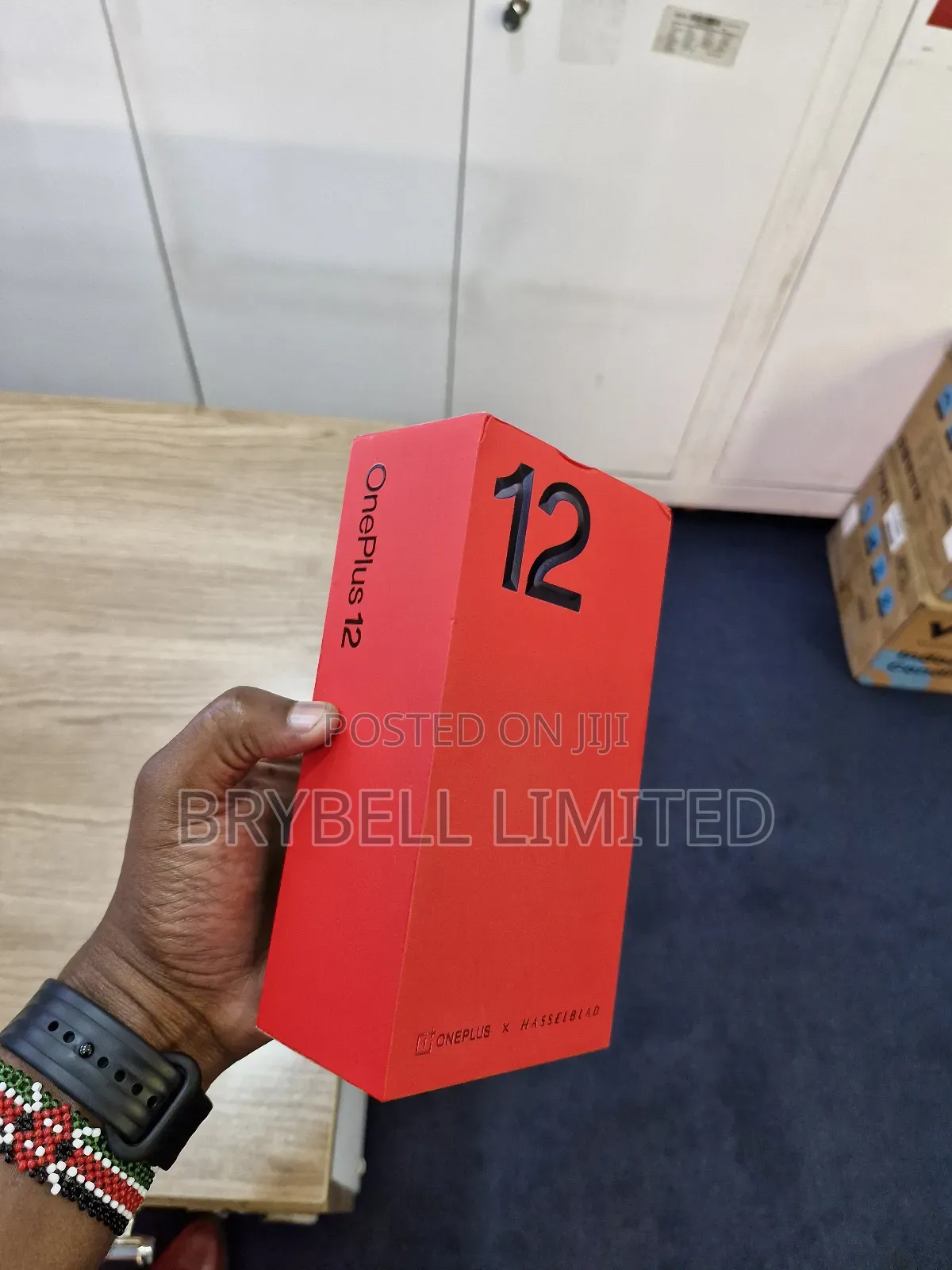 New OnePlus 12 1 TB Silver