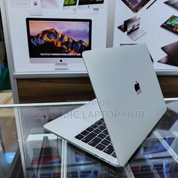 Laptop Apple MacBook Pro 2017 8GB Intel Core I5 SSD 256GB - thumbnail 2