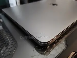 Laptop Apple MacBook Pro 2017 8GB Intel Core I5 SSD 128GB