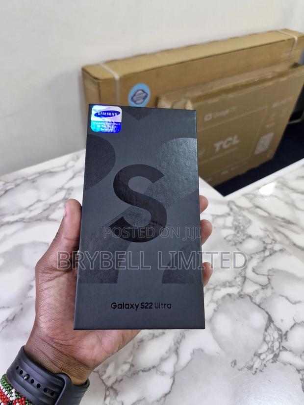 New Samsung Galaxy S22 Ultra 5G 256 GB Bronze
