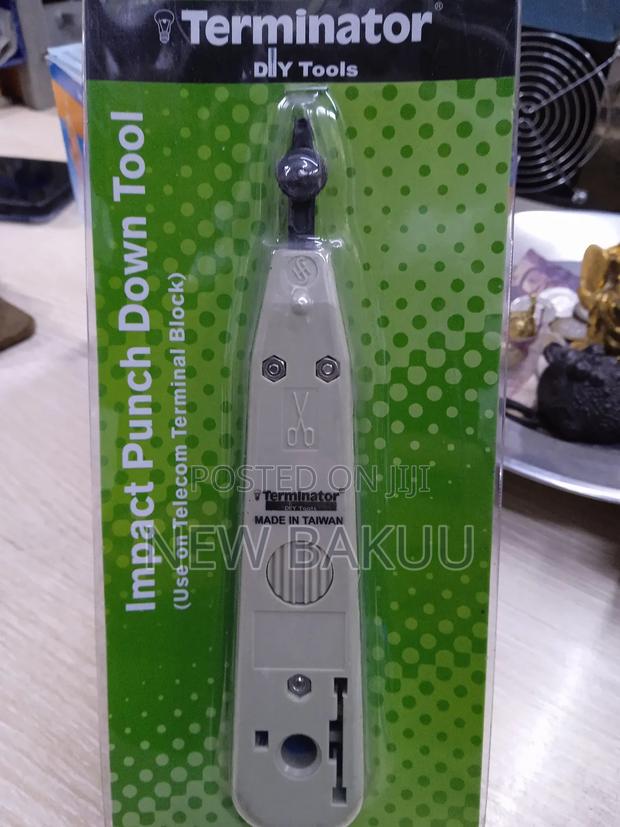 Impact Punch Down Tool - main view