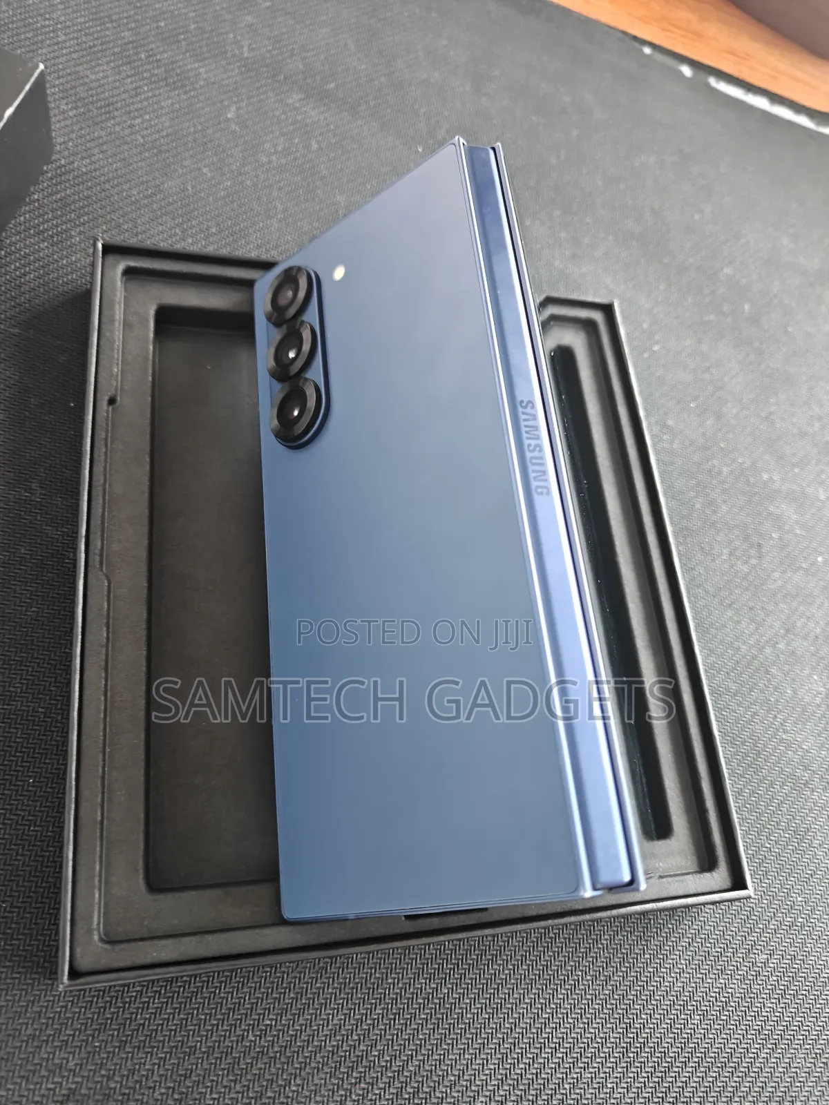 New Samsung Galaxy Z Fold6 256 GB Blue