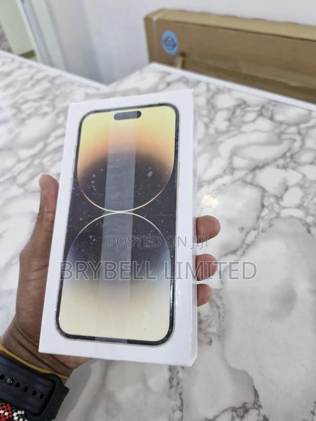 New Apple iPhone 14 Pro Max 256 GB Gold - thumbnail 3