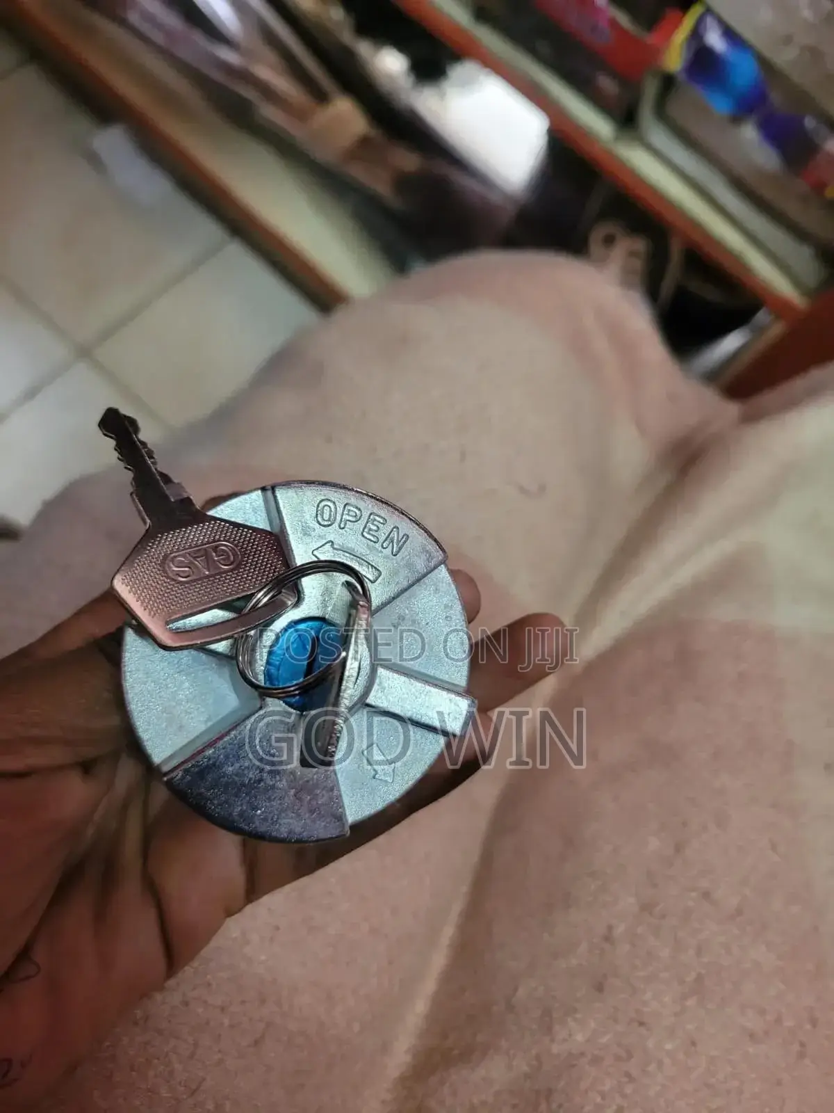Fuel Tank Cap/Diesel Lid Original