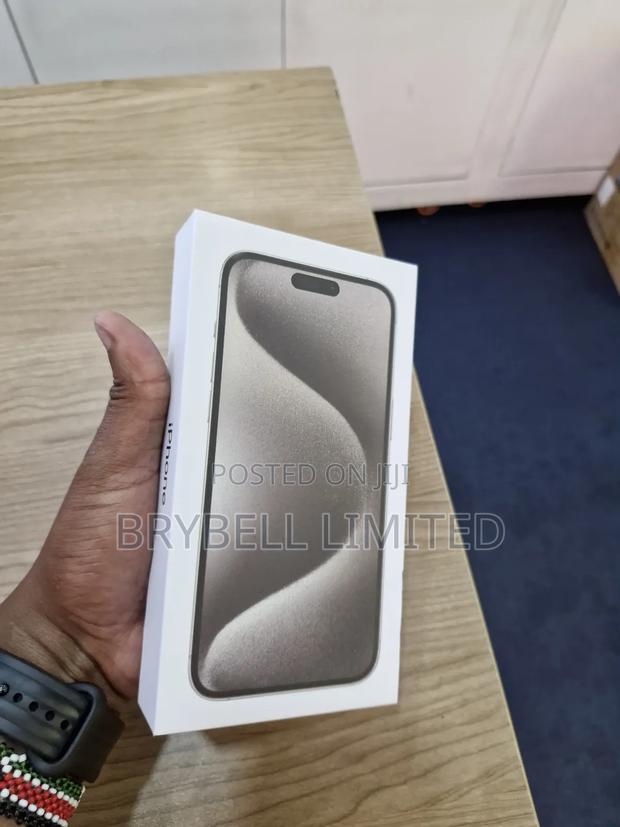 New Apple iPhone 15 Pro Max 256 GB Black - thumbnail 3