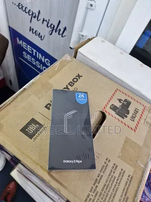 New Samsung Galaxy Z Flip6 512 GB Blue