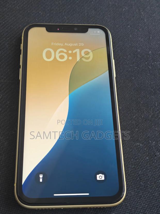 Apple iPhone 11 128 GB Yellow - thumbnail 3