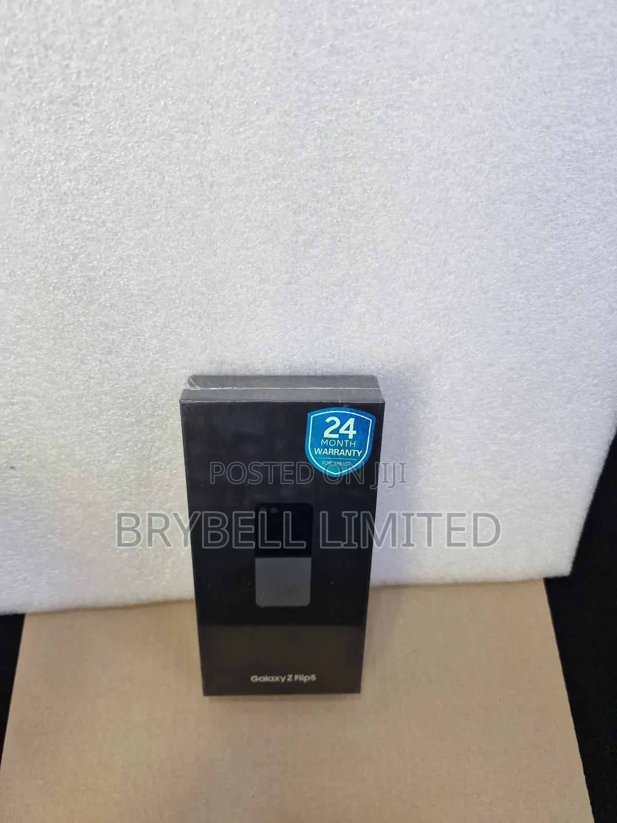 New Samsung Galaxy Z Flip 5 256 GB Black