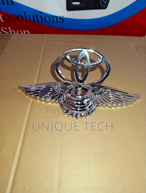 Toyota Hoodmark Bonnet Logo Universal Fit /Chrome Car Emblem