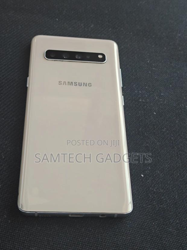 Samsung Galaxy S10 5G 256 GB White - thumbnail 3