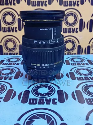 Canon Sigma 18-50f2.8 Wide Sharp Lens