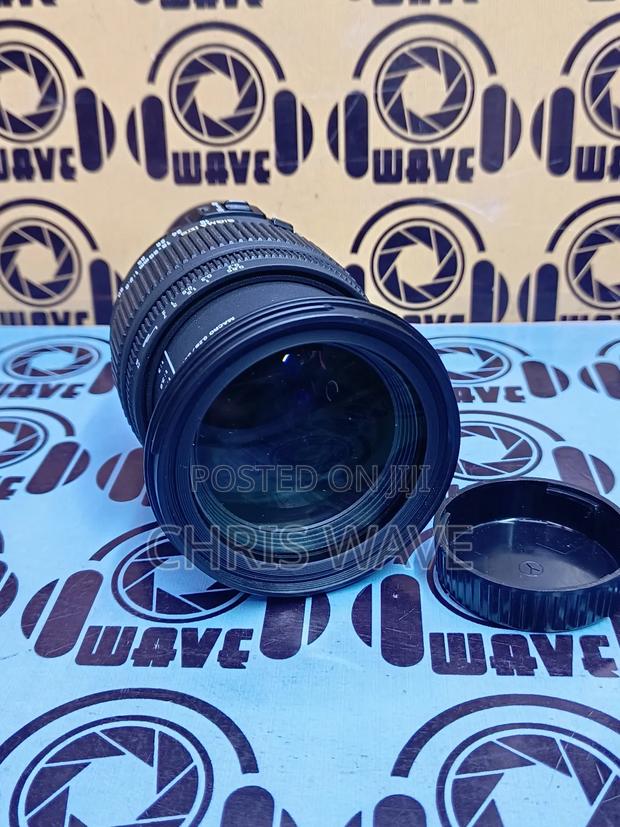 Canon Sigma 18-50f2.8 Wide Sharp Lens - thumbnail 4