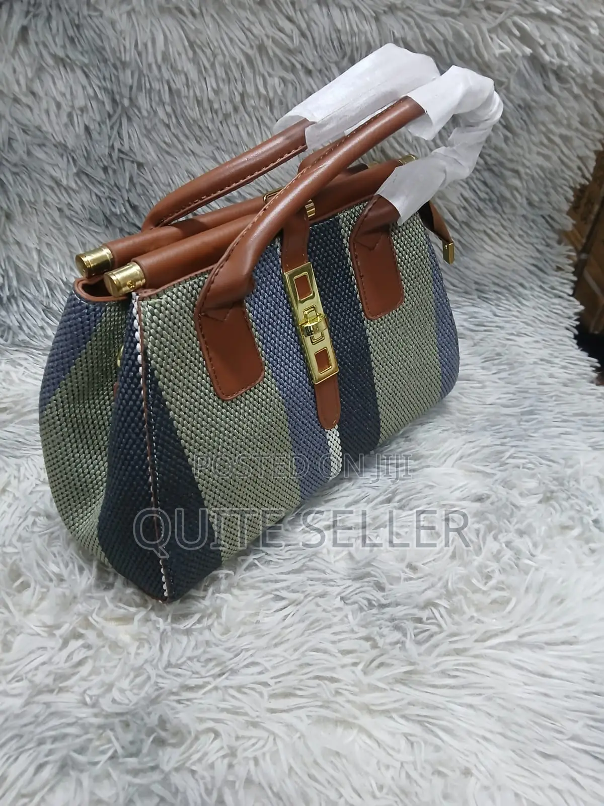 Classic New Design Ladies Quality Handbag
