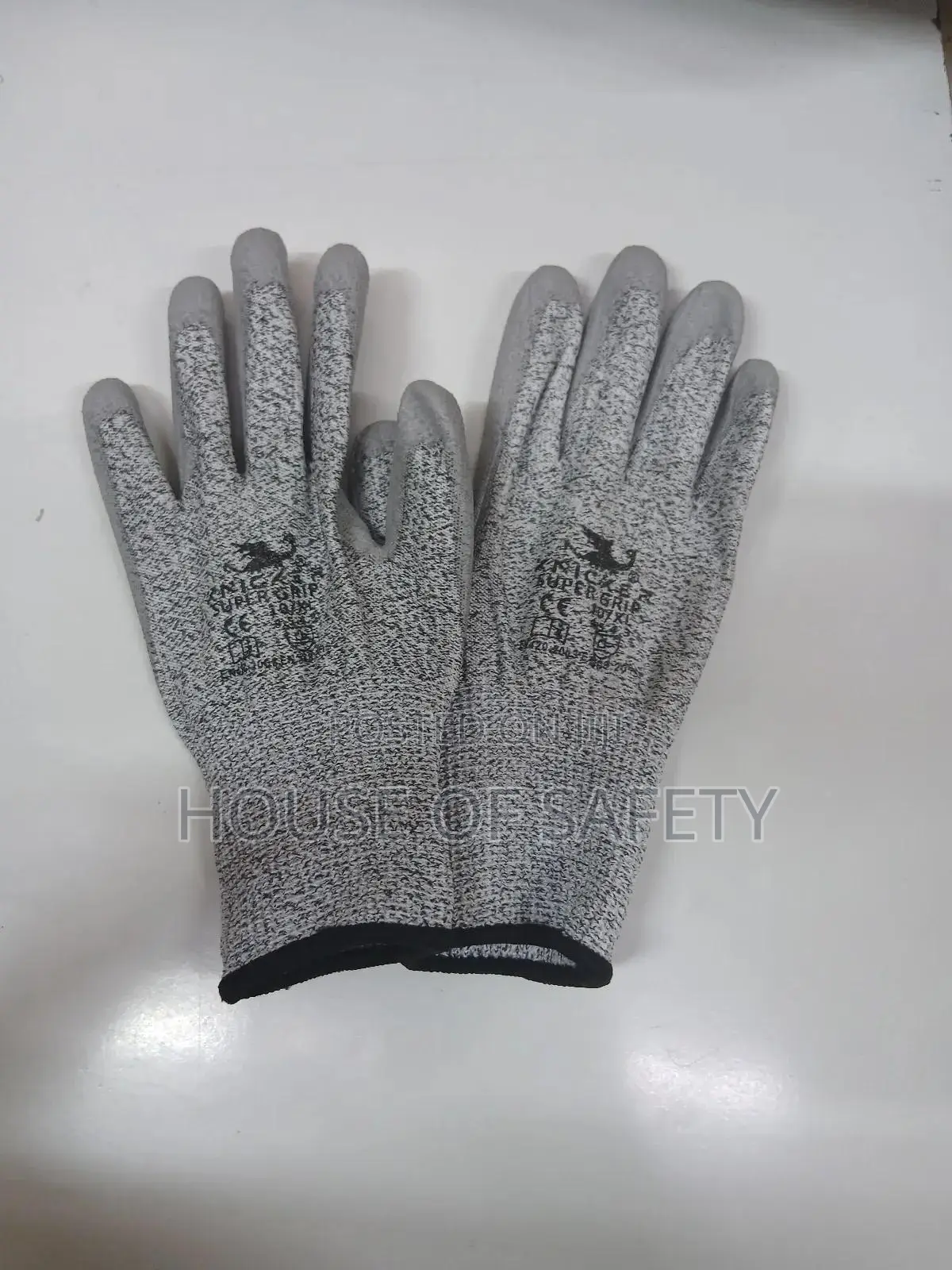 Grey Diamond Grip