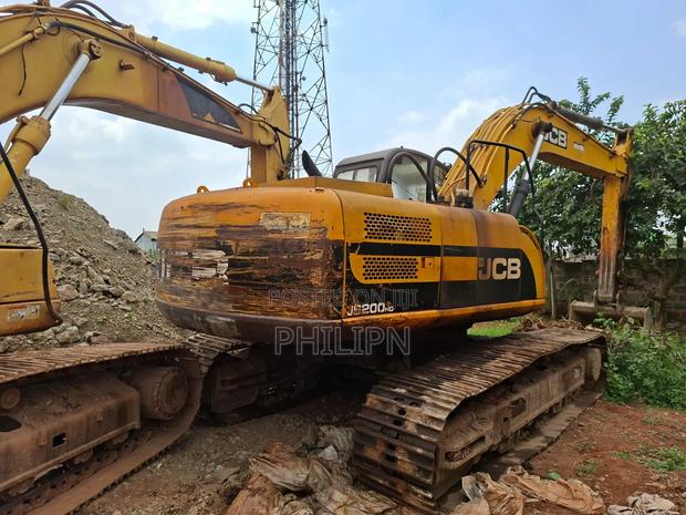 JCB Js210 Excavator - thumbnail 2